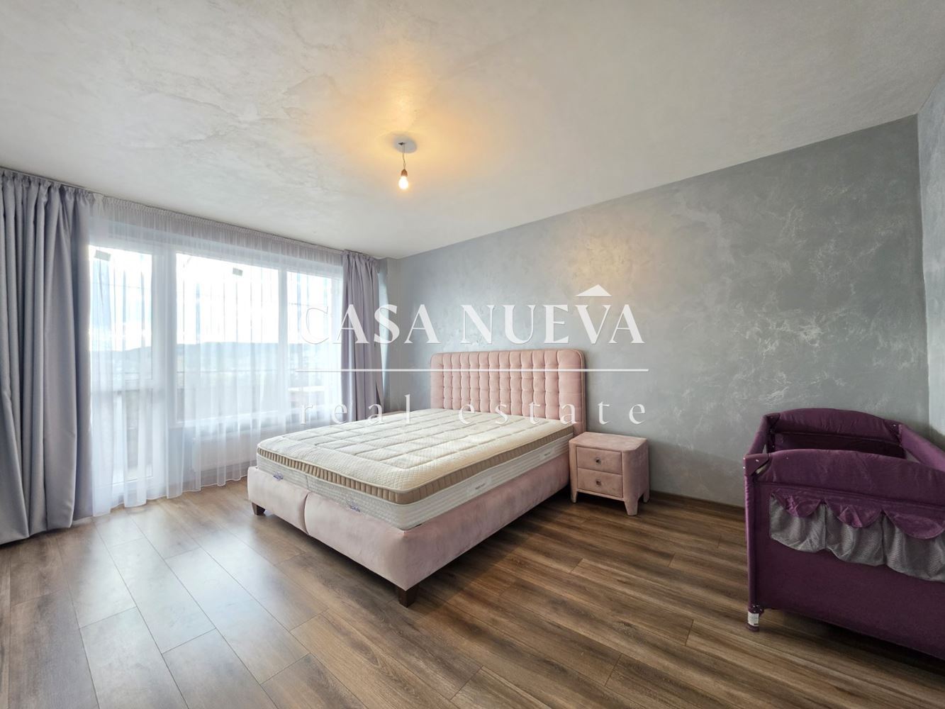 Тристаен апартамент в гр.Перник, кв.Изток